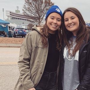 Meet your Posher, Jenny